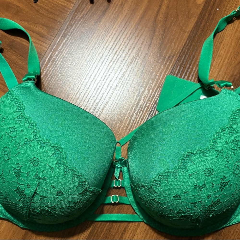 Cacique Vibrant Green Lace Bra